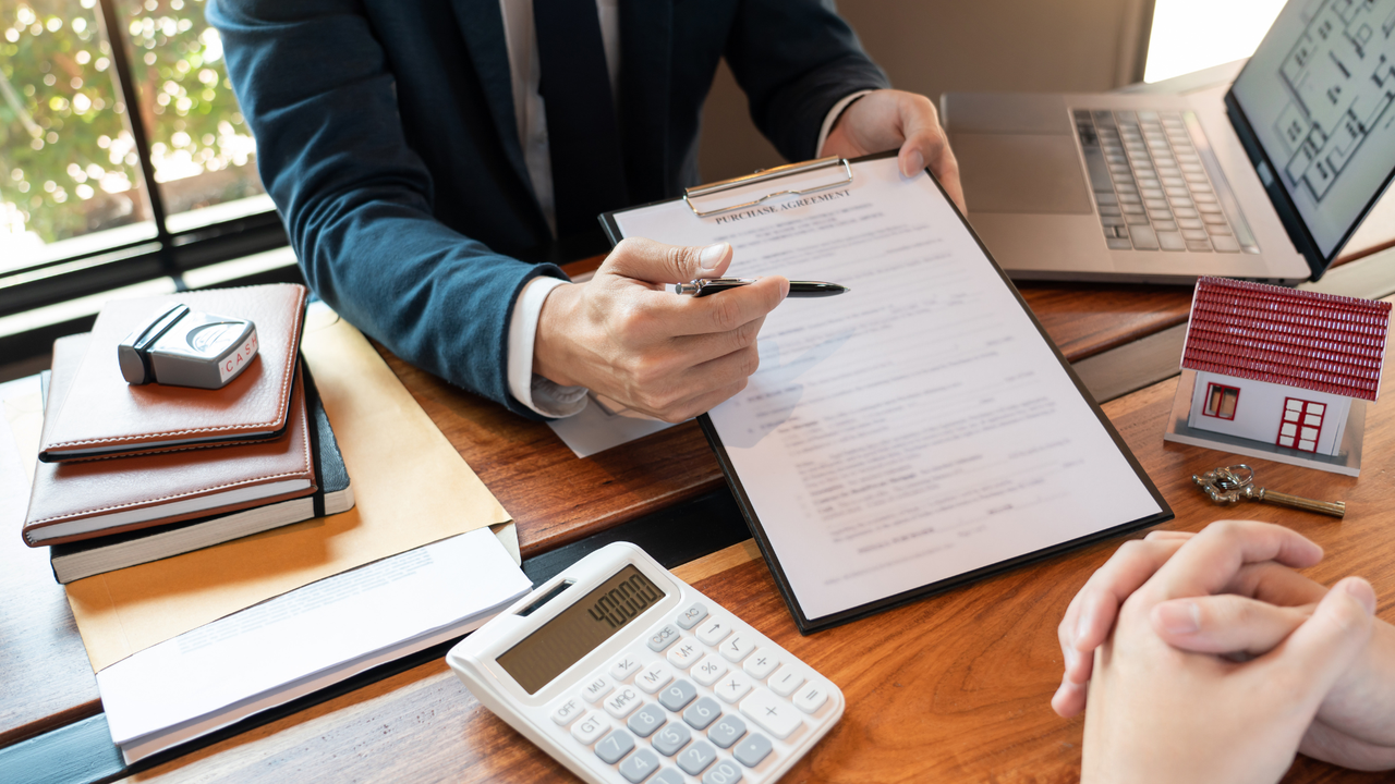 Hard Money vs Mortgage: When to Choose What